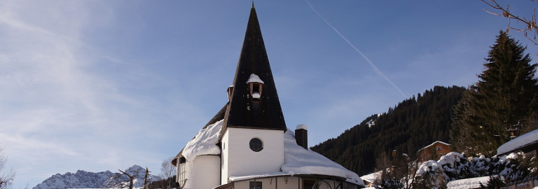 Kreuzkirche im Winter